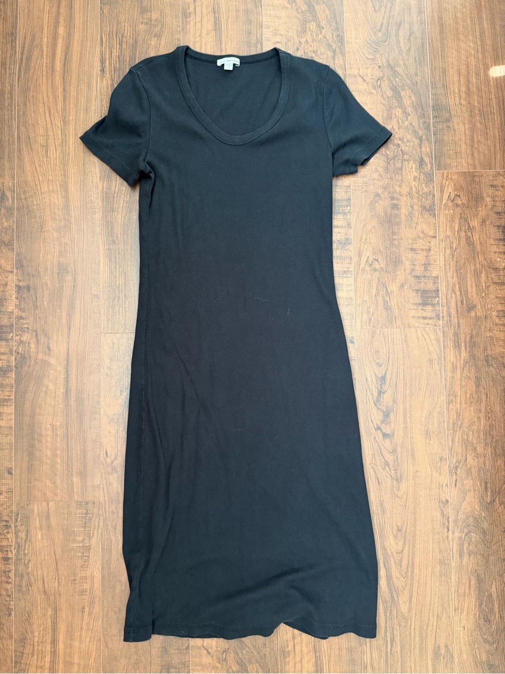 James Perse Black Short-Sleeve Midi Scoop Neck Dress